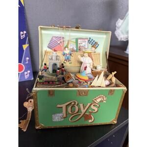 VTG ENESCO Music Box "TOY SYMPHONY" TREASURE CHEST OF TOYS Wind Up Works Great